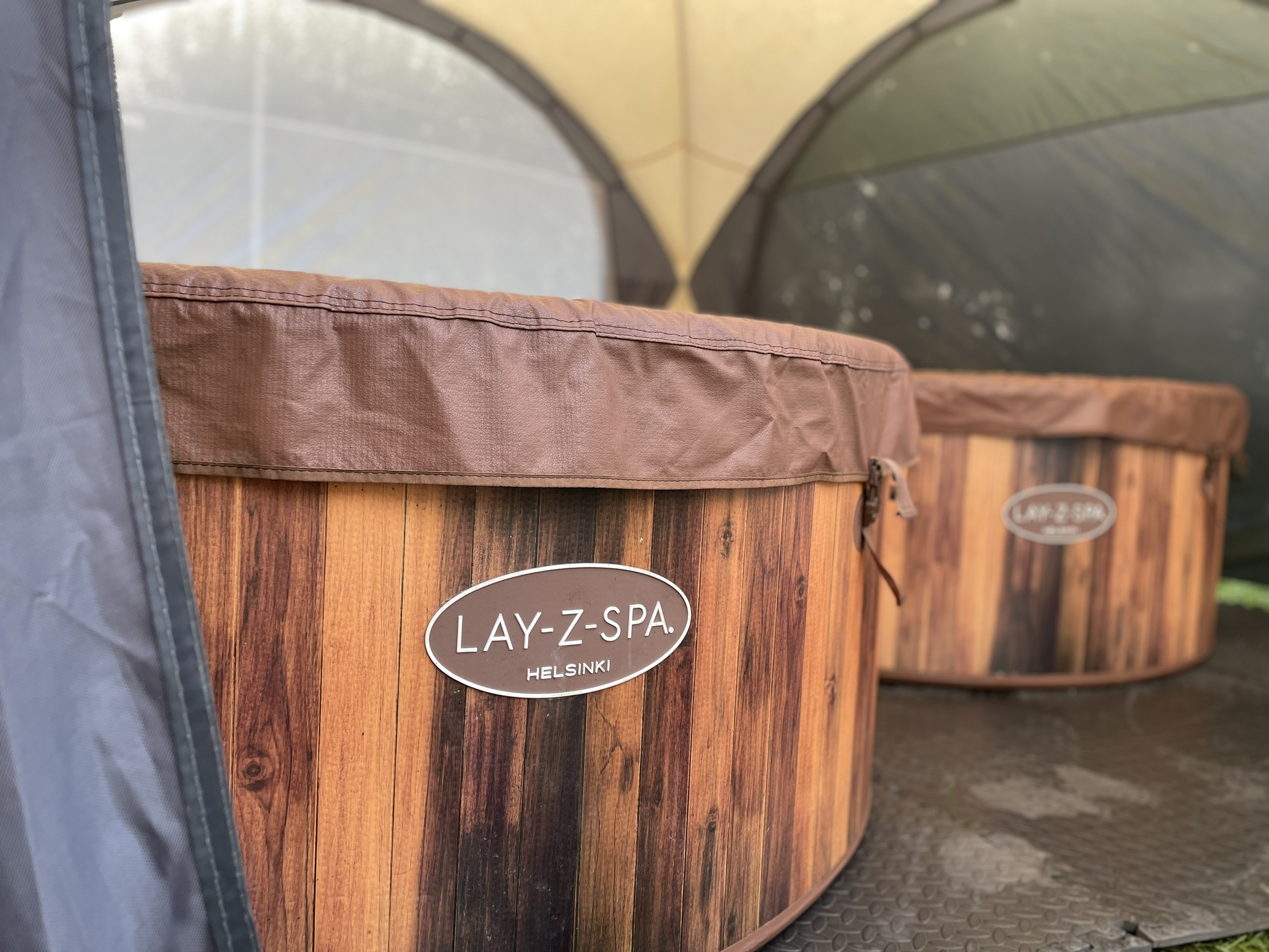 Compact hot tub with dome shelter