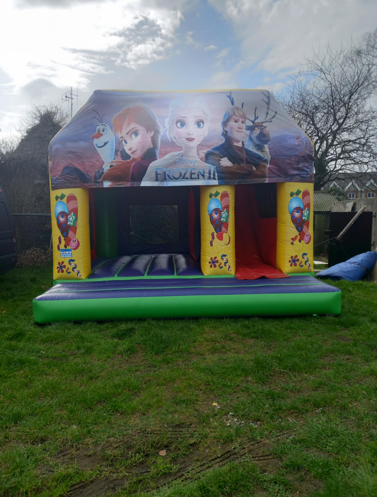 Toddler bouncy castle — low walls, soft and safe for ages 1–5